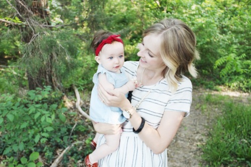 mama-and-little-teething-necklace-giveaway-dearly-noted-lifestyle-blog-1