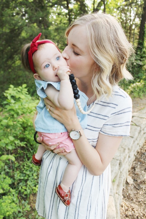 mama-and-little-teething-necklace-giveaway-dearly-noted-lifestyle-blog-5